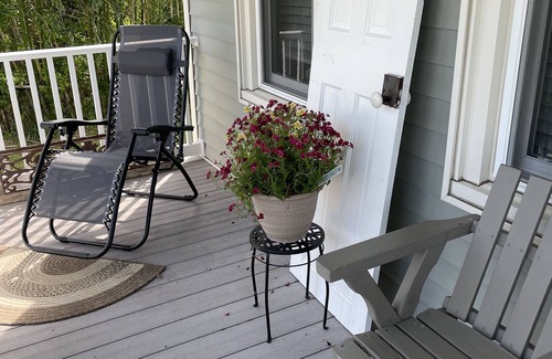 Chincoteague Cottage | Coastal Daze Cottage on Famous Chincoteague Island! Come see the wild ponies!