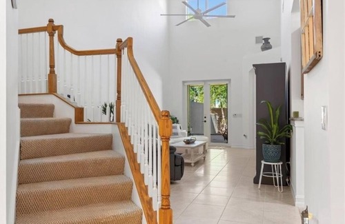 Gifford House | Coastal Dream Home With Loft: 2/2.5/2 Car Garage Retreat Near the Sea