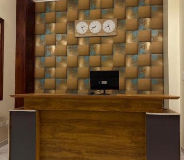 Kochi Hotel | Coastal Echoes Inn