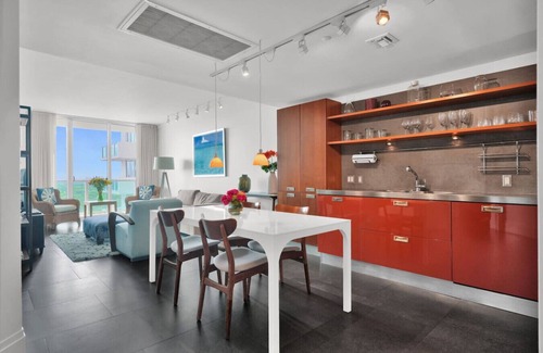 Coconut Grove Apartment | Coastal Elegance Luxury by the Water