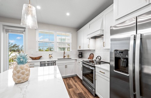 Cortez House | Coastal Escape! Eco Home w/Pool and Dock!