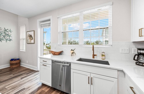 Cortez House | Coastal Escape! Eco Home w/Pool and Dock!