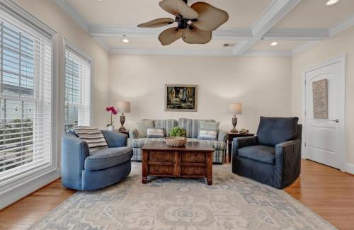 Carolina Beach House | Coastal Escape on Lake Park