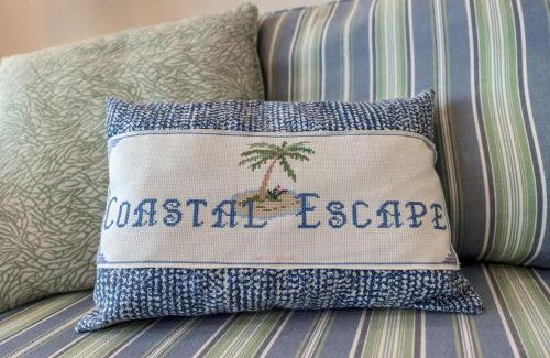 Carolina Beach House | Coastal Escape on Lake Park