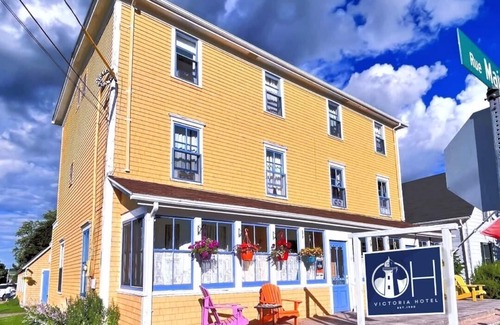 Victoria Villa | Coastal Escape | Raspberry Point Suite with Ocean Views & Kitchenette