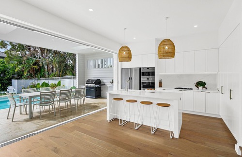 Cronulla House | Coastal family haven with private pool and walking distance to beach.