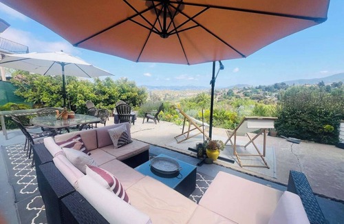 Mount Helix House | Coastal Farmhouse with Views