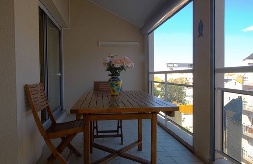 Les Sables d'Olonne Apartment | Coastal Haven: 2BR Apartment w/Mezzanine, Garage, Steps from Beach, Near Amenities