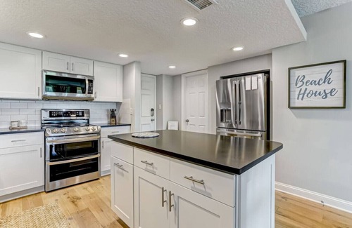 Fernandina Beach Apartment | Coastal Haven~Shipwatch Villas 1303~oceanfront