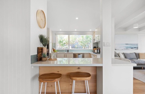 McCrae House | Coastal Hideaway McCrae