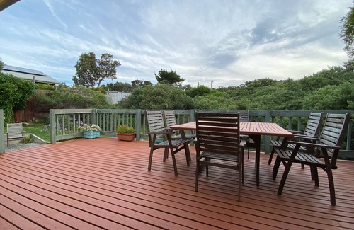 Venus Bay House | Coastal Hideaway – Venus Bay's Coastal Charm (First Estate)