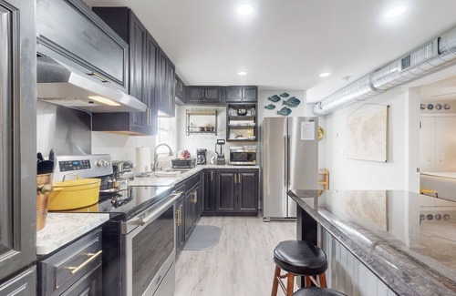 Supply House | Coastal home close to beach and local attractions