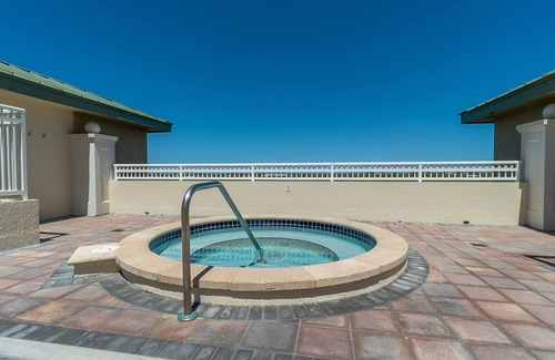 Boynton Beach Condo | Coastal Key Suite - Casa Costa 406N, Pools, Jacuzzi, Beach & Dog Friendly