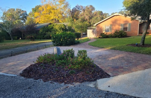 Pensacola Apartment | Coastal King Ste 3.2 mi to Pcola Bch