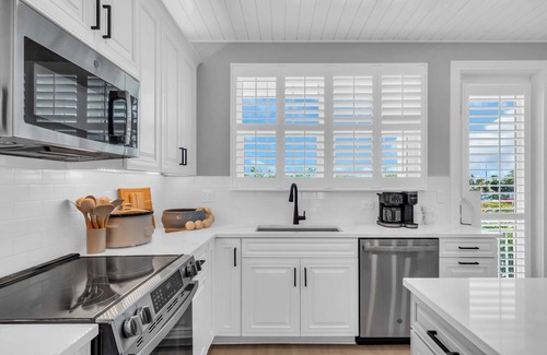 Cortez House | Coastal Luxe Villa! Tranquil 3-Story Retreat with Bay Views near Anna Maria Isl