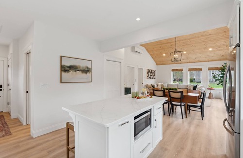 Kennebunk House | Coastal Maine Retreat ~ 1 Mile to BEACH! Outdoor TV, Firepit, Shower & more!