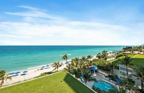 North Beach Apartment | Coastal Masterpiece With Panoramic Ocean Views