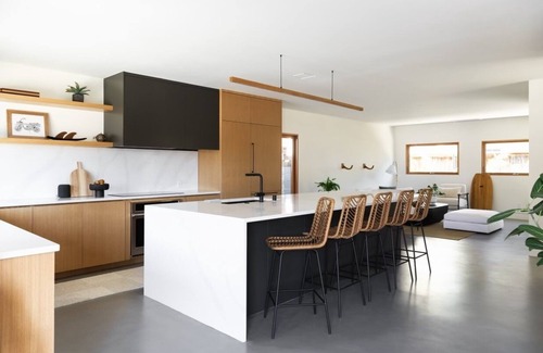 Pismo Beach House | Coastal Modern home in lovely Shell Beach steps away from beach access