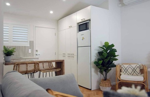 Towradgi Apartment | Coastal Nest Unit 2 Towradgi NEW
