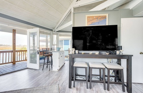 North Myrtle Beach House | Coastal Oasis w/Marsh Views in North Myrtle Beach