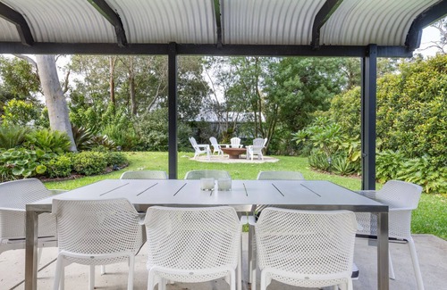 Callala Beach House | Coastal Oasis - Pet Friendly - 6 Mins Walk to Beach