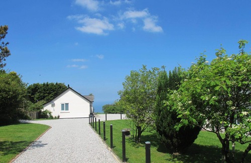 Ilfracombe House | Coastal Path Cottage Stunning Sea Views and very dog friendly in North Devon