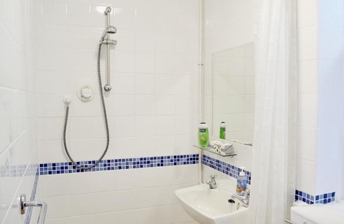 Niton House | Coastal Path Cottage