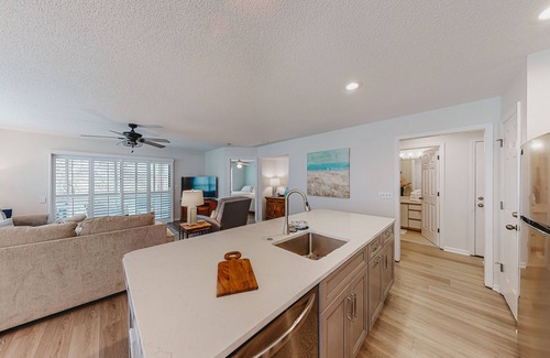 Sea Trail Condo | Coastal resort condo with on-site pools, hot tub, game room, & golf