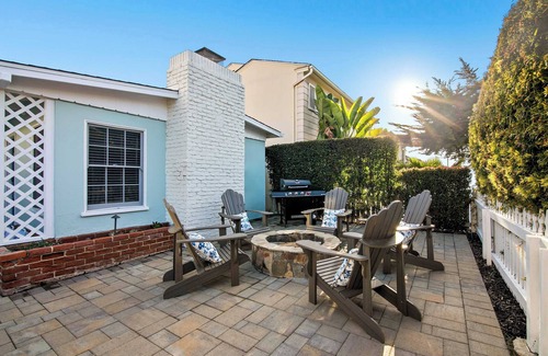 Beach Barber Tract House | Coastal Retreat 1BR Steps to Ocean & Peek Views