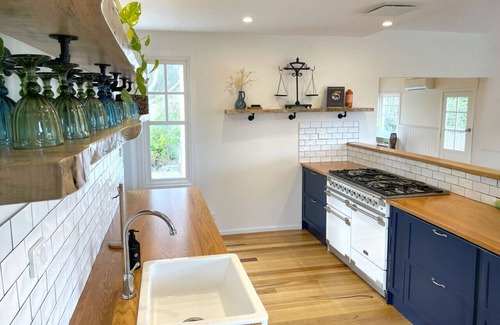 Rhyll Apartment | Coastal Retreat w/Farm Views sleeps 24