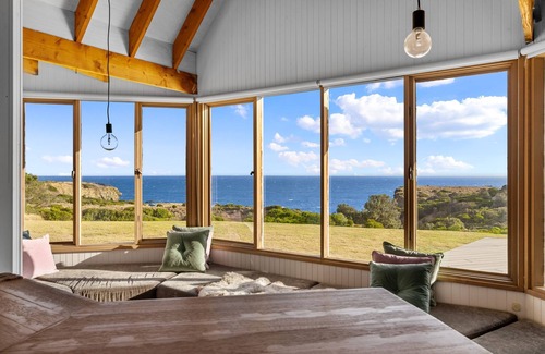 Kilcunda House | COASTAL RETREAT FOR ALL SEASONS 2-14 GUESTS