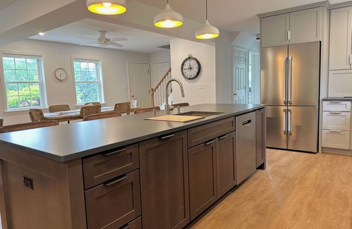 Mid-Coast and Islands House | Coastal Retreat Near Beach w/Ocean Views !