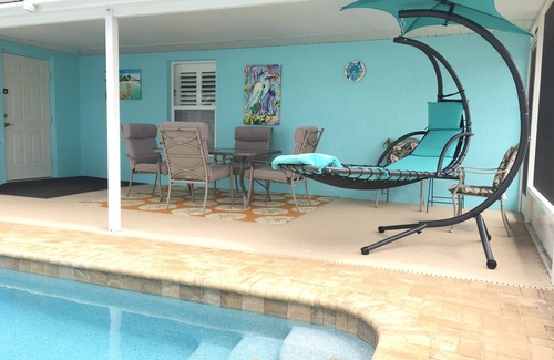 South Venice House | "Coastal Retreat" Pool Home with Spa conveniet to several Beaches