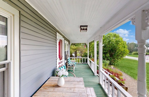 East Sullivan House | Coastal Serenity Retreat with Ocean Views, Spacious Porch and Modern Comforts