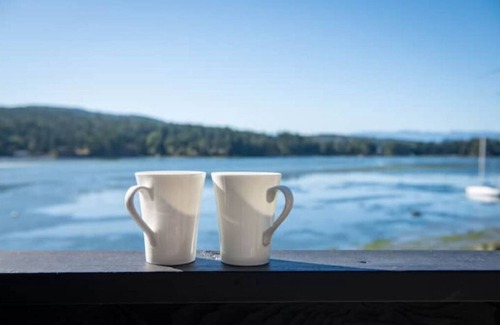 Sooke Apartment | Coastal Shores Oceanside Retreat