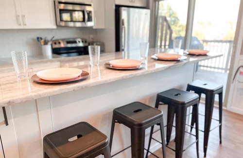 Southend House | Coastal Soul - Beach block, on cul-de-sac street, pet friendly.