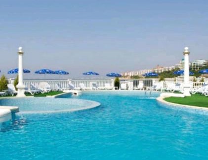 Elenite Apartment | Coastal Studio with Sea View in Elenite, 40m² + Pool