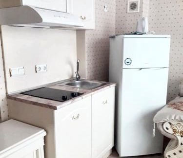 Elenite Apartment | Coastal Studio with Sea View in Elenite, 40m² + Pool