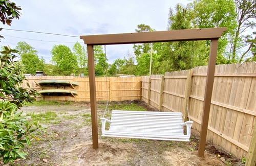 Morehead City RV Rental | Coastal Tiki Hideaway: Campsite #1, 30 Amp, Full Hook-up