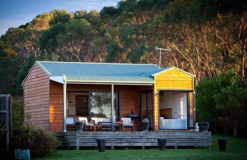 Yanakie Cabin | Coastal View Cabins, Luxury Spa Cabins, Wilsons Promontory