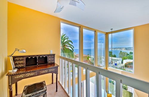 Village of La Jolla House | Coastal View is a 2 bedroom home in the Village area of La Jolla with ocean views