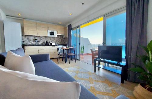 Puerto de la Cruz Apartment | Coastal Views Terrace