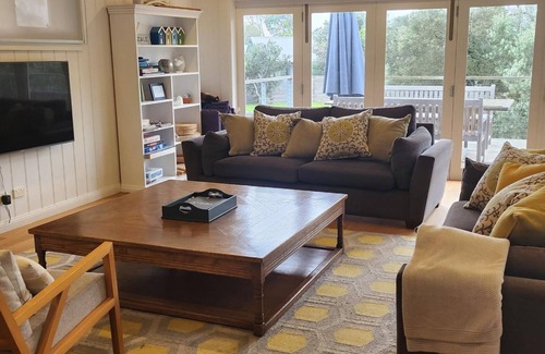 Point Lonsdale House | Coastal White House - Point Lonsdale