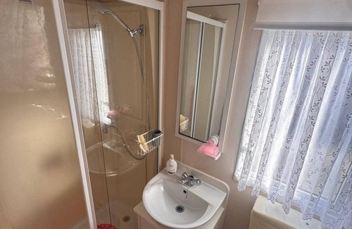 Ingoldmells House | Coastfields HF11 Beautiful Spacious Caravan