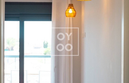 Mil Palmeras Apartment | Cobalt Canvas Residence, Luxury Seaview Flat, by OYOOSTAYS