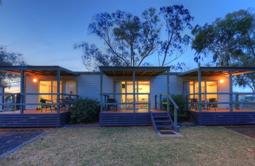 Cobar House | Cobar Caravan Park