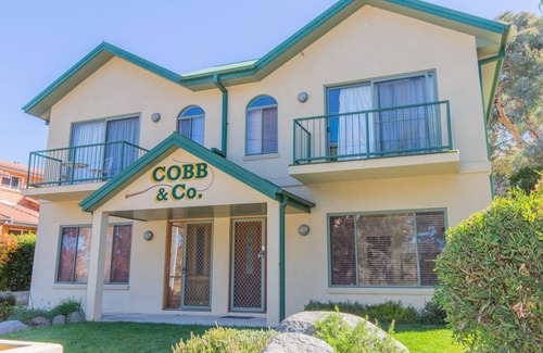 Jindabyne Apartment | Cobb & Co - 3/39 Cobbon Cres