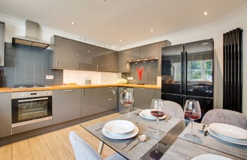 Wells-next-the-Sea House | Cobblers Cottage, Beautiful, Fun, Vibrant Coastal Cottage. Two Double Bedrooms