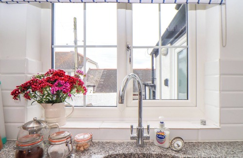 Kilkhampton Cottage | COBBLESTONE COTTAGE, family friendly, with a garden in Bude