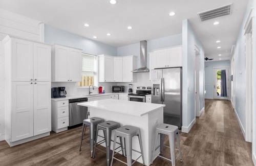 Miramar Beach House | Cobian Breeze with LSV, Arcade, and Billiards